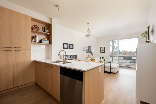 302-20331-dewdney-trunk-rd-maple-ridge-360hometours-03s at 302 - 20331 Dewdney Trunk Road, Northwest Maple Ridge, Maple Ridge