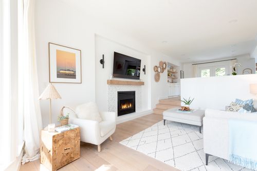 Living Room at 383 67a Street, Boundary Beach, Tsawwassen