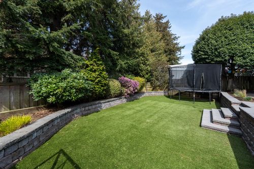 Spacious backyard at 383 67a Street, Boundary Beach, Tsawwassen