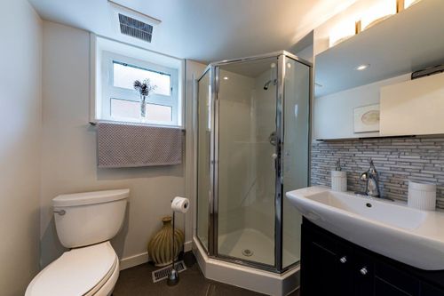 262721506-25 at 3455 Calder Avenue, Upper Lonsdale, North Vancouver