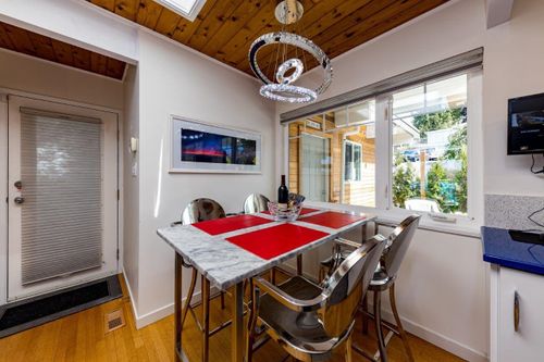 262721506-9 at 3455 Calder Avenue, Upper Lonsdale, North Vancouver