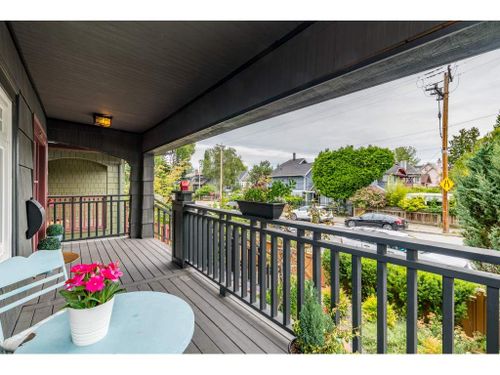 262546986-1 at 2421 Dunbar Street, Kitsilano, Vancouver West