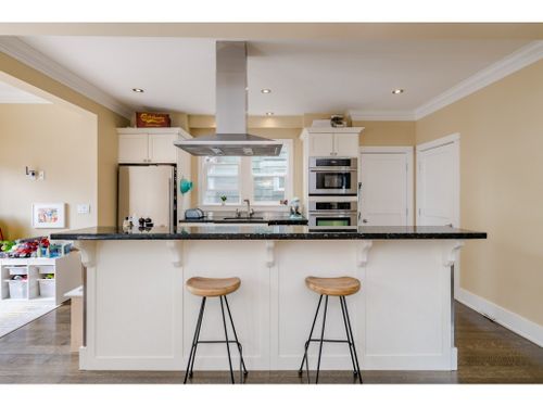 262546986-4 at 2421 Dunbar Street, Kitsilano, Vancouver West