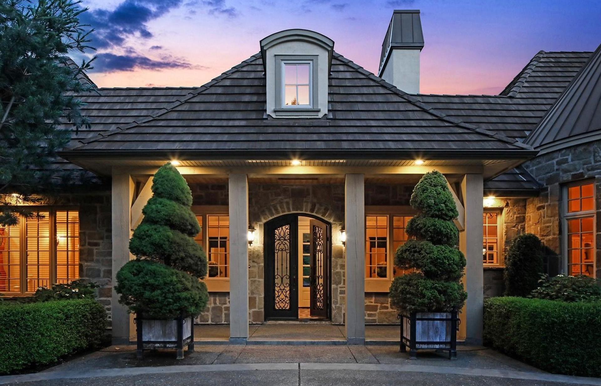 370 Rupert Road East, Qualicum Beach, BC, Islands-Van. & Gulf photo number 2