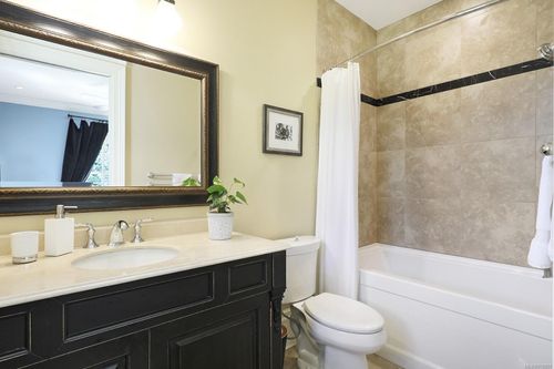 23975807-34-alt at 370 Rupert Road East, Qualicum Beach, BC, Islands-Van. & Gulf