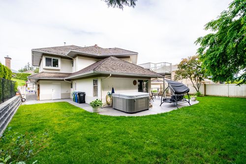 3xr9giti at 2051 Sierra Place, Abbotsford East, Abbotsford