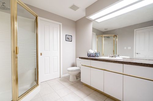 xvkg37mt at 2051 Sierra Place, Abbotsford East, Abbotsford