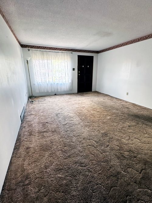 living-room-front-door at 312 East 37th Avenue, Main, Vancouver East