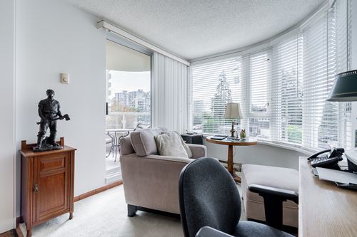 Den with ocean views at 301 - 2203 Bellevue Avenue, Dundarave, West Vancouver