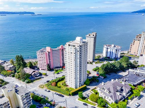  at 301 - 2203 Bellevue Avenue, Dundarave, West Vancouver