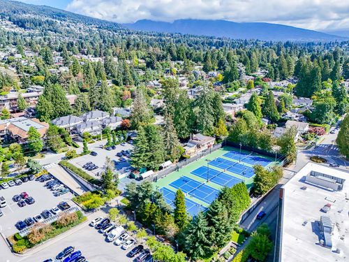  at 301 - 2203 Bellevue Avenue, Dundarave, West Vancouver