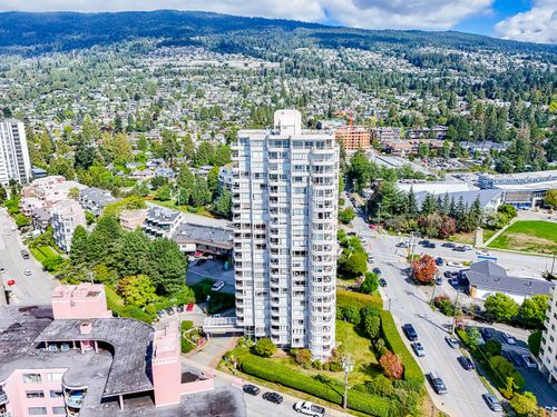  at 301 - 2203 Bellevue Avenue, Dundarave, West Vancouver