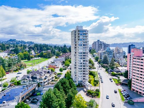  at 301 - 2203 Bellevue Avenue, Dundarave, West Vancouver