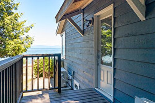 2af7ffa2-c05c-48d2-9076-2d2594062a9c at 6655 W Island Highway, Out of Town