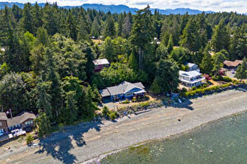 510b013c-0146-43d0-a7f0-285b519b52de at 6655 W Island Highway, Out of Town