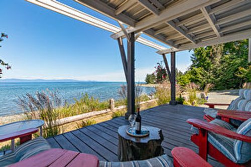 9b27129f-133a-4d0c-a1d8-04a57c8e9603 at 6655 W Island Highway, Out of Town