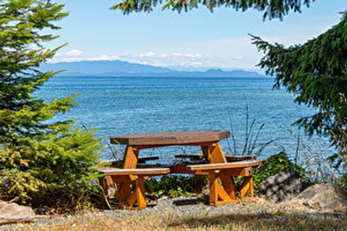 fde4173d-e85e-42a0-9f7d-07192fd0ce04 at 6655 W Island Highway, Out of Town