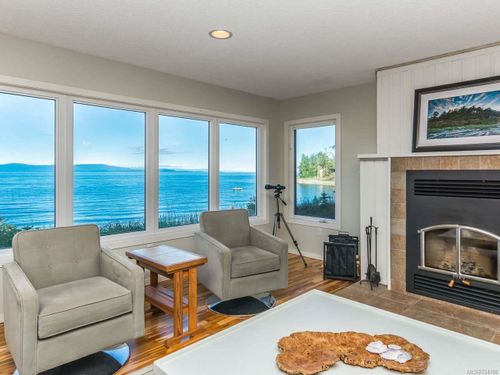 photo_server-22 at 6655 W Island Highway, Out of Town