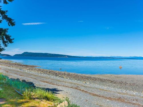 photo_server-28 at 6655 W Island Highway, Out of Town