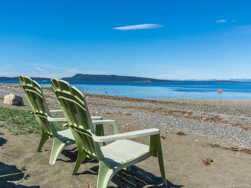 photo_server-36 at 6655 W Island Highway, Out of Town