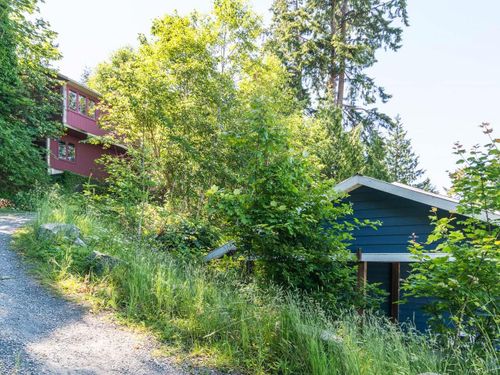 photo_server-42 at 6655 W Island Highway, Out of Town