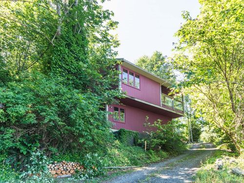 photo_server-43 at 6655 W Island Highway, Out of Town