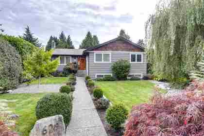 629-e-5th-street-queensbury-north-vancouver-01 at 629 E 5th Street, Queensbury, North Vancouver