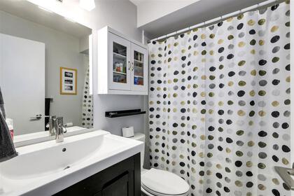 629-e-5th-street-queensbury-north-vancouver-34 at 629 E 5th Street, Queensbury, North Vancouver