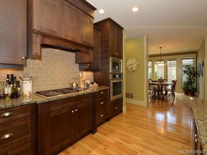 photo_server-1 at 2531 Kinnoull Crescent, Mill Bay, Vancouver Island