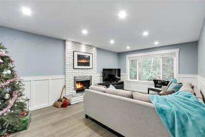 537-w-15th-street-central-lonsdale-north-vancouver-02 at 537 W 15th Street, Central Lonsdale, North Vancouver