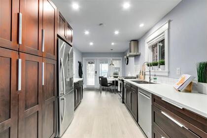 537-w-15th-street-central-lonsdale-north-vancouver-11 at 537 W 15th Street, Central Lonsdale, North Vancouver