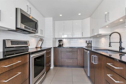 183-keefer-place-downtown-vw-vancouver-west-12 at 704 - 183 Keefer Place, Downtown VW, Vancouver West