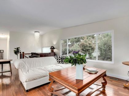 520-ballantree-place-glenmore-west-vancouver-03 at 520 Ballantree Place, Glenmore, West Vancouver