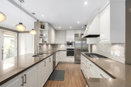 ad90686c11afd6d654b27523acc84bd5 at 1545 W 49th Avenue, South Granville, Vancouver West