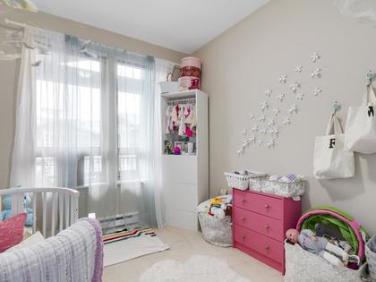 24ccf1409022cd46a655dc891ce1a1f3 at 406 - 1111 E 27th Street, Lynn Valley, North Vancouver