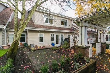 d6cb12e7905ff5f73d555e30886ee3af at 2 - 2482 E 8 Avenue, Renfrew VE, Vancouver East