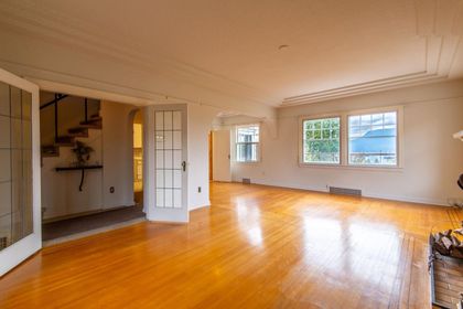 4517-w-4th-avenue-point-grey-vancouver-west-15 at 4517 W 4th Avenue, Point Grey, Vancouver West