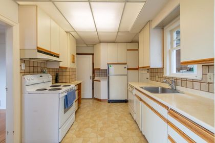 4517-w-4th-avenue-point-grey-vancouver-west-18 at 4517 W 4th Avenue, Point Grey, Vancouver West