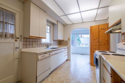 4517-w-4th-avenue-point-grey-vancouver-west-24 at 4517 W 4th Avenue, Point Grey, Vancouver West