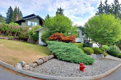 920-hendecourt-road-lynn-valley-north-vancouver-03 at 920 Hendecourt Road, Lynn Valley, North Vancouver