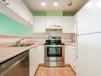 4113-fraser-street-fraser-ve-vancouver-east-10 at 207 - 4113 Fraser Street, Fraser VE, Vancouver East