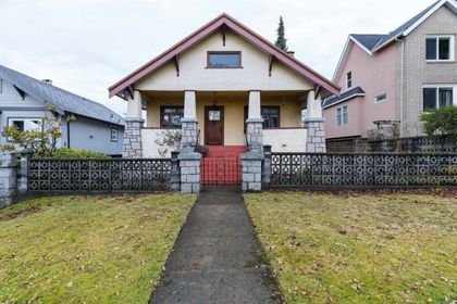 2667-e-pender-street-renfrew-ve-vancouver-east-01 at 2667 E Pender Street, Renfrew VE, Vancouver East