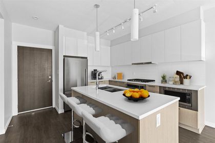 625-e-3rd-street-lower-lonsdale-north-vancouver-01 at 308 - 625 E 3rd Street, Lower Lonsdale, North Vancouver