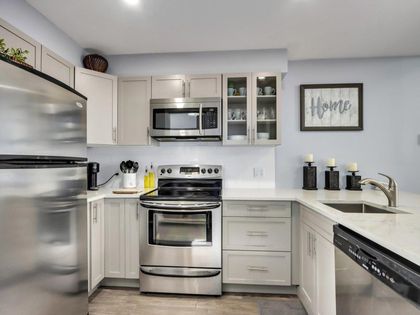 1535-chesterfield-avenue-central-lonsdale-north-vancouver-08 at 305 - 1535 Chesterfield Avenue, Central Lonsdale, North Vancouver