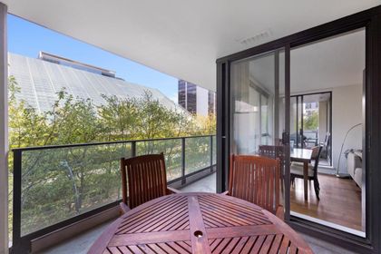 933-hornby-street-downtown-vw-vancouver-west-17 at 305 - 933 Hornby Street, Downtown VW, Vancouver West