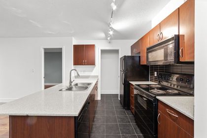 933-hornby-street-downtown-vw-vancouver-west-08 at 602 - 933 Hornby Street, Downtown VW, Vancouver West