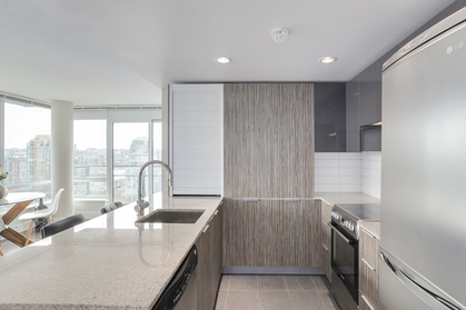 13 at 1701 - 1088 Richards Street, Yaletown, Vancouver West