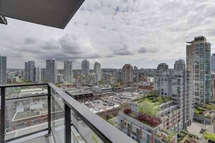 9 at 1701 - 1088 Richards Street, Yaletown, Vancouver West