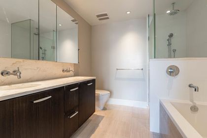 150-w-15th-street-central-lonsdale-north-vancouver-24 at 401 - 150 W 15th Street, Central Lonsdale, North Vancouver