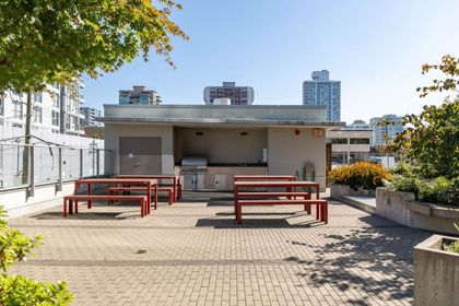 150-w-15th-street-central-lonsdale-north-vancouver-38 at 401 - 150 W 15th Street, Central Lonsdale, North Vancouver